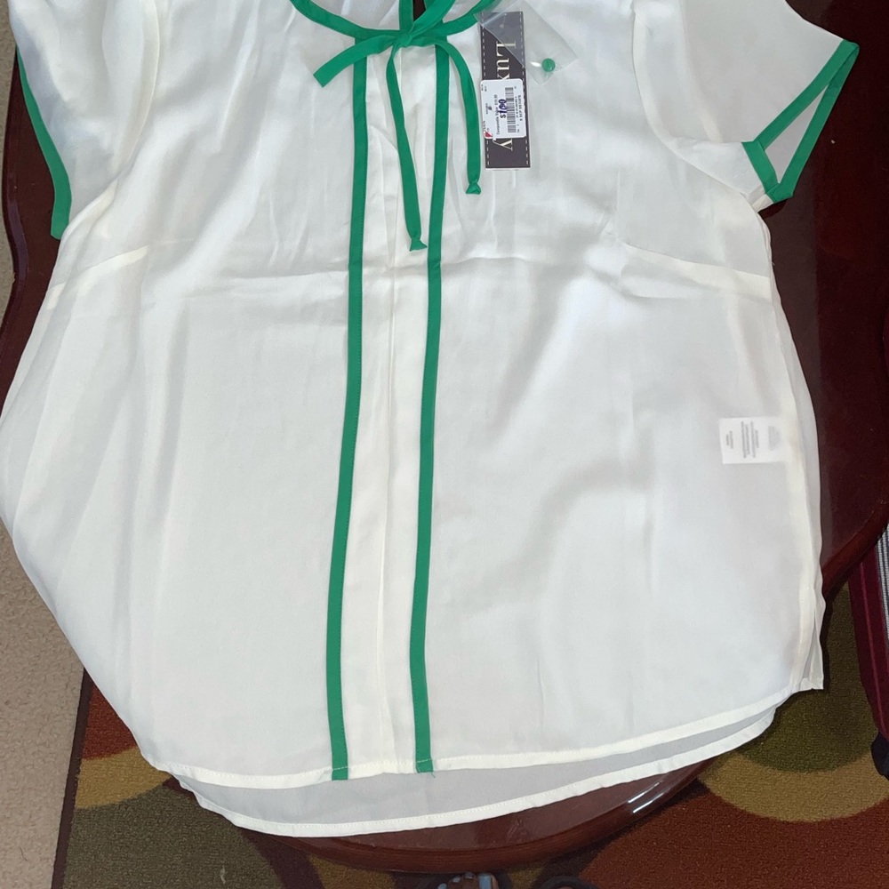 WOMEN size L Shirt